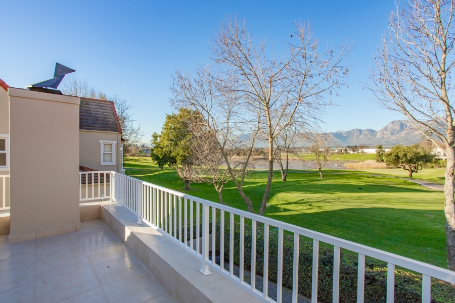 To Let 3 Bedroom Property for Rent in Boschenmeer Golf Country Estate Western Cape